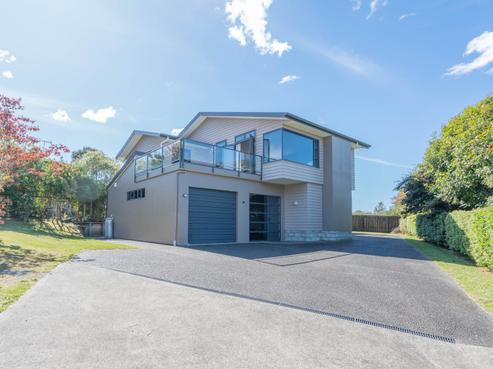 2/9 Alberta Street, Acacia Bay