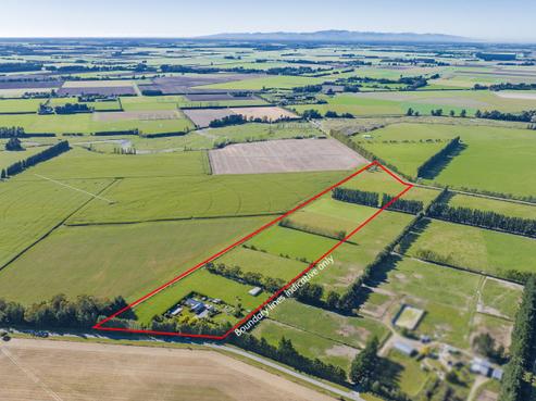 32 Warrens Road, Darfield
