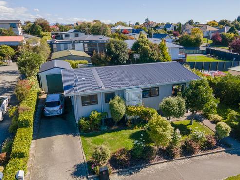 12 Cross Street, Marchwiel