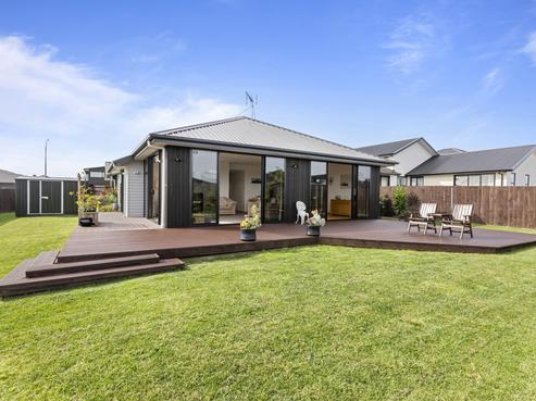63 Eighth View Avenue, Beachlands