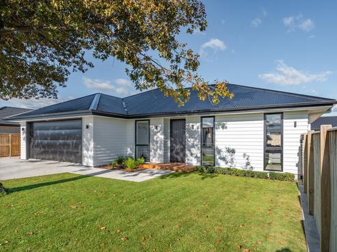 11 Tuatahi Avenue, Solway