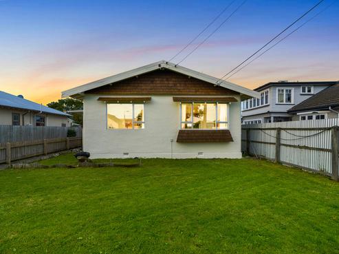 20 Sylvan Street, Middleton