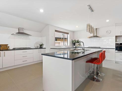 17 Hartford Terrace, Huntington