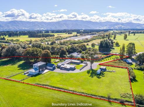 1510 State Highway 2, Featherston