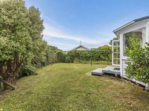 12 Buckley Road, Southgate