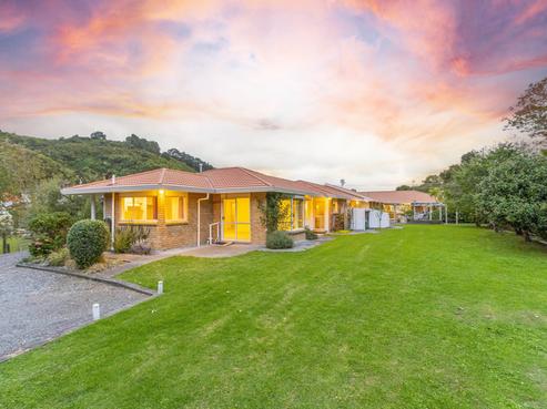 169 Raumati Road, Raumati Beach