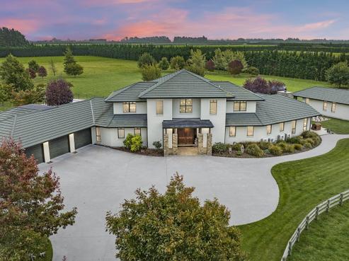 1905 South Eyre Road, West Eyreton