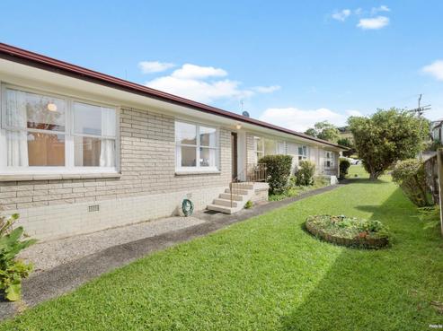 2/18 Wolsley Avenue, Milford