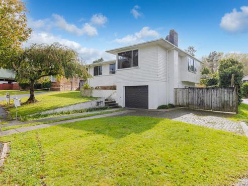 84 Ranui Street, Dinsdale