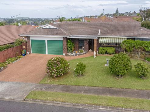 14 Saint Simon Place, Botany Downs