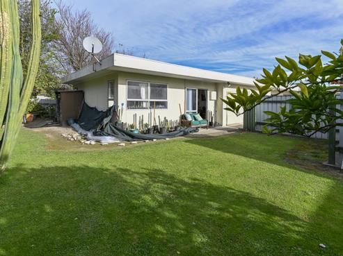 6/804 Dufferin Street, Akina