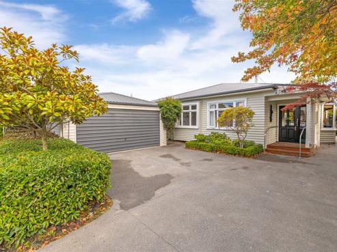 9 Alpha Avenue, Strowan
