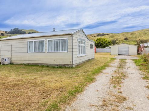 15 Dundas Street, Porangahau