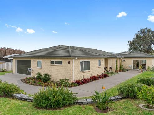9 Eveline Street, Mangawhai Heads