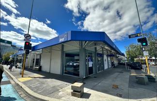 Excellent Corner Office/Retail Available