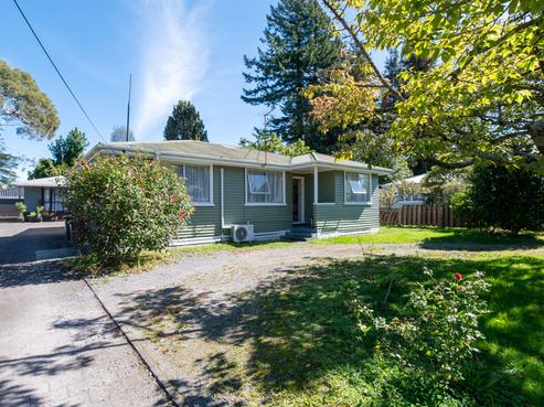 40 Werrina Crescent, Mangakakahi