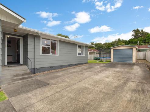 85 Riversdale Drive, Merrilands