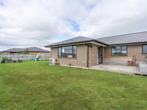 7 Checketts Place, Kingswell