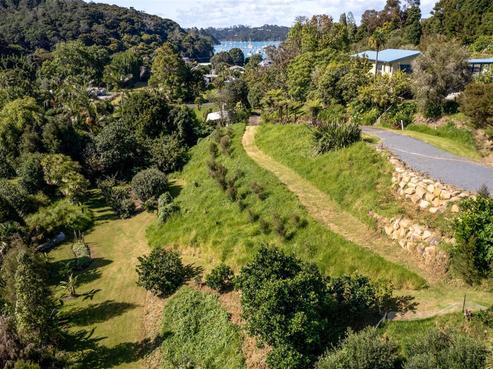 32 Florance Avenue, Russell