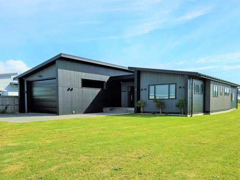 139 Ngaio Drive, Matarangi