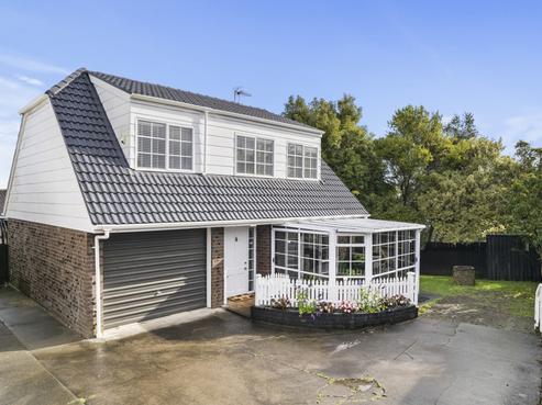 2/73 Botany Road, Botany Downs