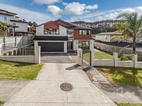 58 Golden Morning Drive, Albany Heights