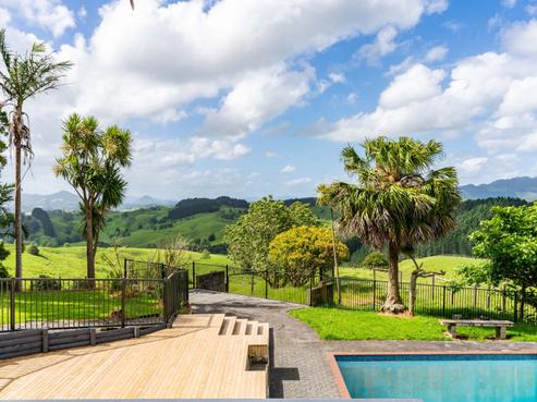 290 Mangarata Block Road, Arapohue