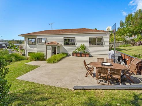 10 Kenneth Hopper Place, Manly