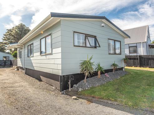 21 Manuka Street, Castlecliff