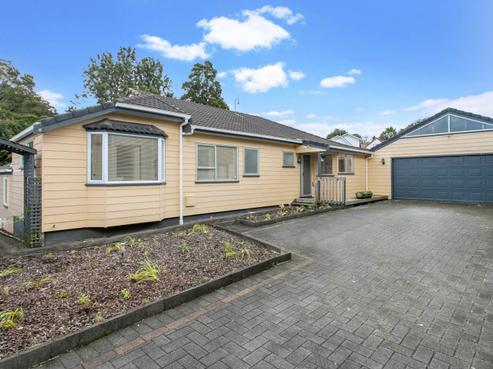 23 Hurstbourn Priors, Goodwood Heights