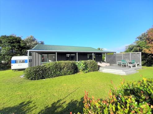 106 Titoki Place, Matarangi