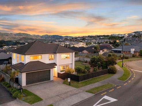 2 Fiordland Place, Aotea