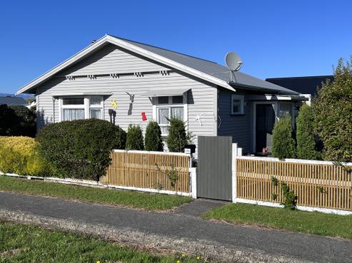 139 Weld Street, Hokitika
