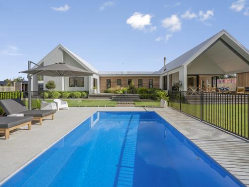 5 Matai Grove, Greytown