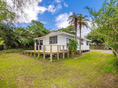 6A Manor Place, Bader