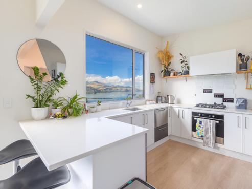 2/77 Canterbury Street, Lyttelton