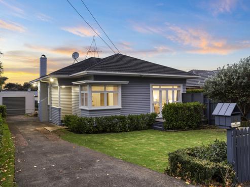 15C Ngatiawa Street, One Tree Hill