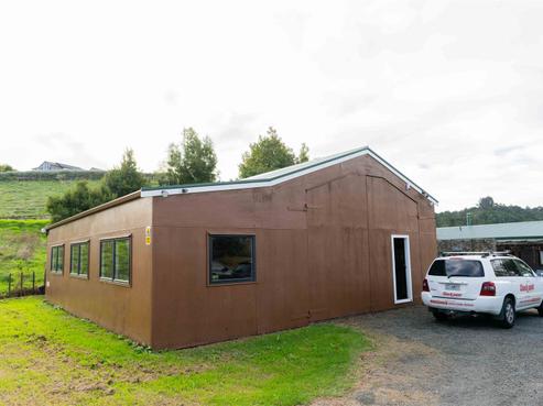 372 Pine Valley Road, Dairy Flat