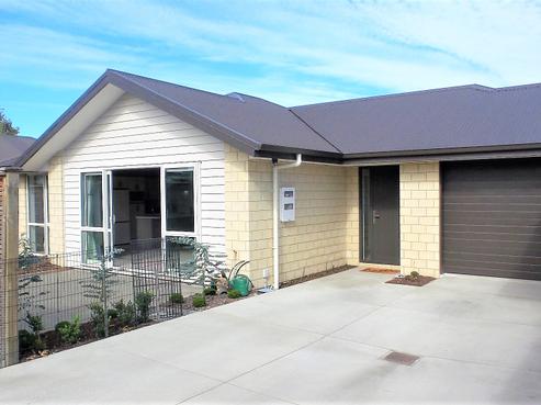 2/52 Whitcombe Street, Temuka