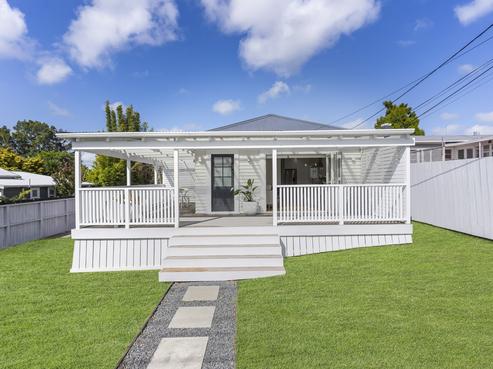 1/8 West Lynn Road, Titirangi