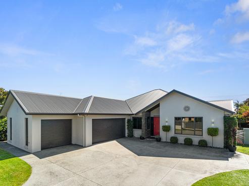 11 Johnnybro Place, Rototuna North