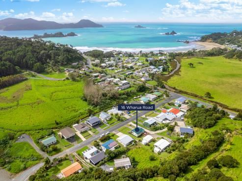 16 Wharua Road, Oakura Coast