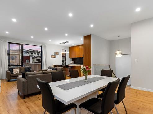 14 Baumea Rise, Massey