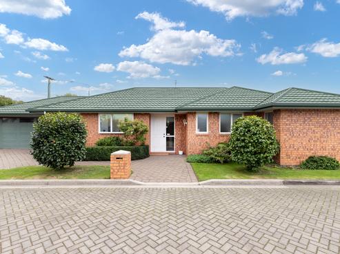 1/74 Racecourse Road, Sockburn