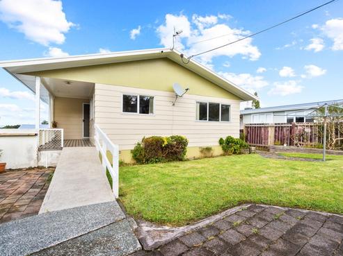 12A Old Parua Bay Road, Parahaki