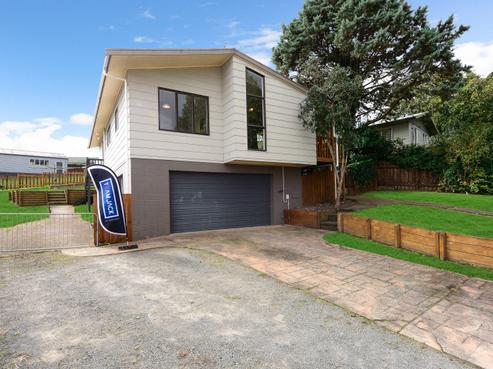 3 Wattle Place, Chartwell