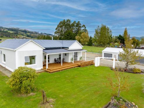 118 Back Road, Milton