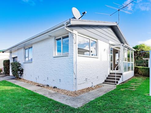 2/308 Yarrow Street, Richmond