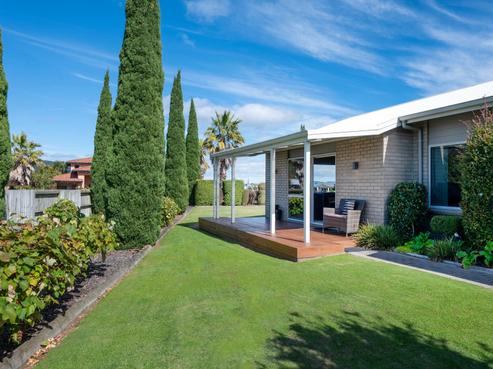 9 Montgomery Crescent, Kinloch