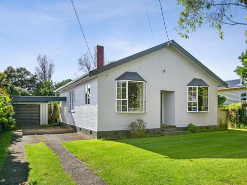 27 Carthew Street, Okato